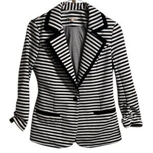 41 Hawthorn Black & White Striped Stretch Blazer – Size Small